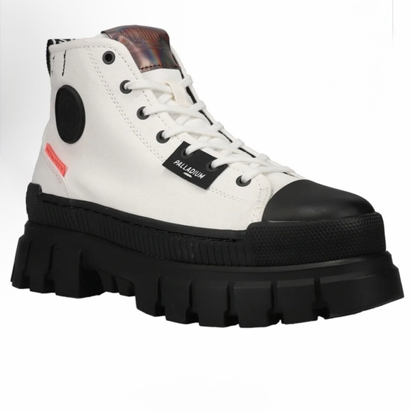 PALLADIUM Revolt Hi TX Round Toe Hiking Boots Color Star White - Picture 2 of 9